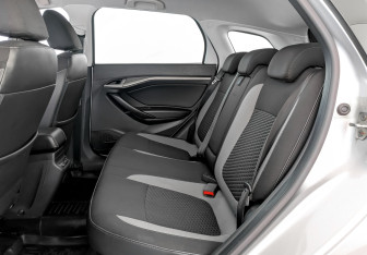 Подержанный автомобиль LADA (ВАЗ) Vesta Wagon 2019 года (12 фото)
