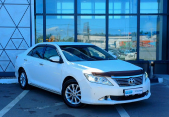 Подержанный автомобиль Toyota Camry Sedan 2012 года (3 фото)