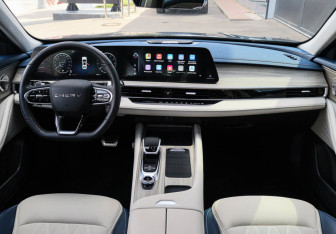 Подержанный автомобиль Chery Arrizo 8 2023 года (9 фото)