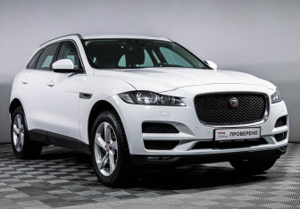 Подержанный автомобиль Jaguar F-Pace 2019 года (3 фото)