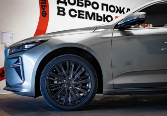 Подержанный автомобиль Geely Preface 2024 года (30 фото)