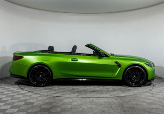 Подержанный автомобиль BMW M4 Convertible 2024 года (6 фото)