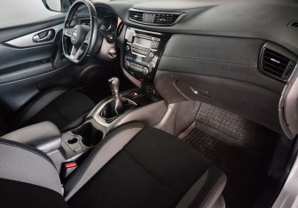 Подержанный автомобиль Nissan Qashqai 2019 года (11 фото)