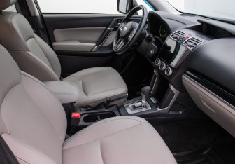 Подержанный автомобиль Subaru Forester Suv 2016 года (9 фото)