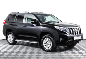 Подержанный автомобиль Toyota Land Cruiser Prado 2014 года (3 фото)