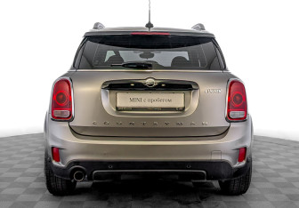 Подержанный автомобиль MINI Countryman 2018 года (6 фото)