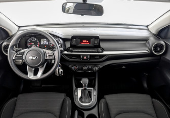 Подержанный автомобиль Kia Cerato Sedan 2019 года (14 фото)