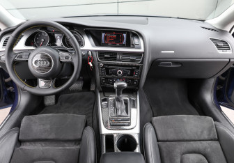 Подержанный автомобиль Audi A5 Liftback 2013 года (11 фото)