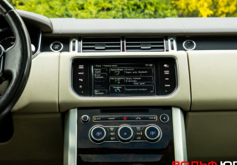 Подержанный автомобиль Land Rover Range Rover 2014 года (13 фото)