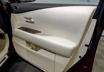 Подержанный автомобиль Lexus RX 2014 года (23 фото)