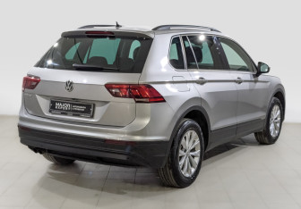 Подержанный автомобиль Volkswagen Tiguan 2019 года (5 фото)
