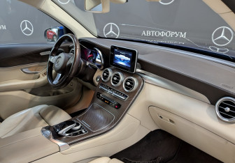 Подержанный автомобиль Mercedes-Benz GLC Coupe 2017 года (21 фото)