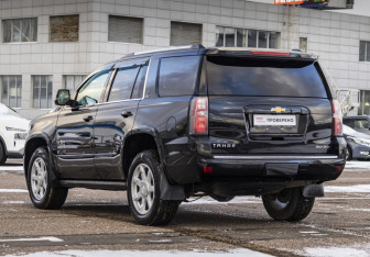 Подержанный автомобиль Chevrolet Tahoe 2016 года (7 фото)