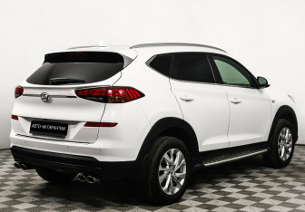 Подержанный автомобиль Hyundai Tucson 2020 года (3 фото)