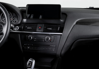 Подержанный автомобиль BMW X3 2014 года (13 фото)