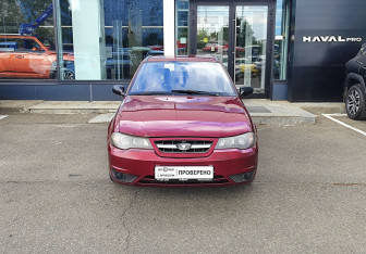 Подержанный автомобиль Daewoo Nexia Sedan 2012 года (2 фото)