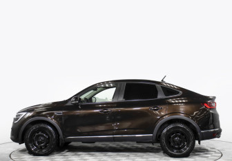 Подержанный автомобиль Renault Arkana 2020 года (7 фото)