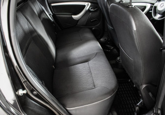 Подержанный автомобиль Nissan Terrano 2019 года (7 фото)