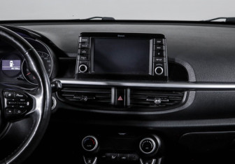 Подержанный автомобиль Kia Picanto 2017 года (13 фото)