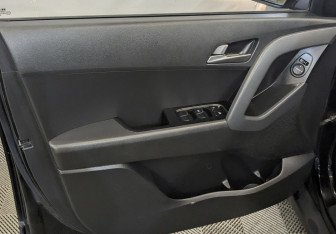 Подержанный автомобиль Hyundai Creta 2020 года (19 фото)