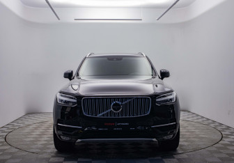 Подержанный автомобиль Volvo XC90 2015 года (2 фото)