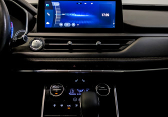 Подержанный автомобиль Chery Tiggo 8 2020 года (15 фото)