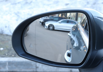 Подержанный автомобиль Mercedes-Benz GLC Coupe 2022 года (16 фото)