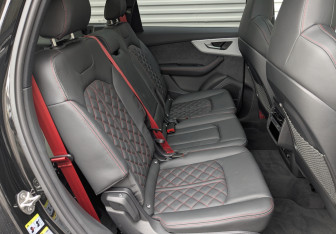 Новый Audi Q7 2025 (12 фото)