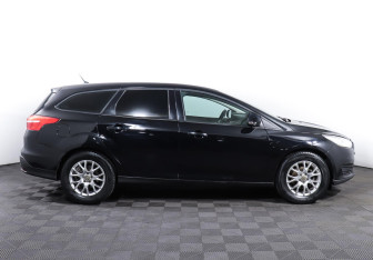 Подержанный автомобиль Ford Focus Wagon 2016 года (4 фото)