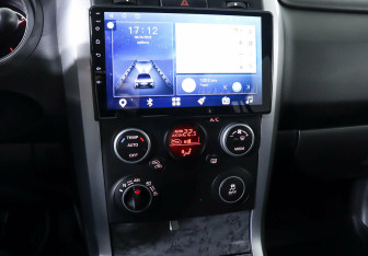 Подержанный автомобиль Suzuki Grand Vitara 2014 года (14 фото)