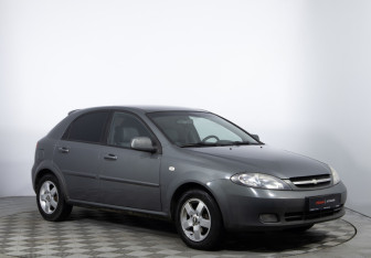 Подержанный автомобиль Chevrolet Lacetti Hatchback 2011 года (3 фото)
