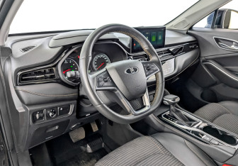 Подержанный автомобиль Москвич 3 2023 года (16 фото)