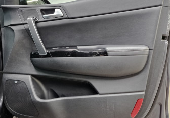 Подержанный автомобиль Kia Sportage 2018 года (25 фото)