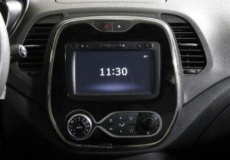 Подержанный автомобиль Renault Kaptur 2018 года (9 фото)