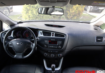 Подержанный автомобиль Kia Ceed Wagon 2014 года (11 фото)