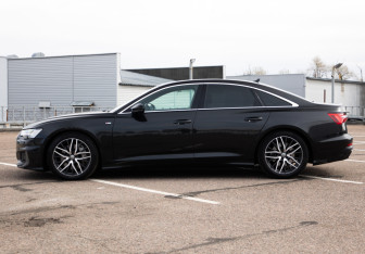 Подержанный автомобиль Audi A6 Sedan 2018 года (29 фото)