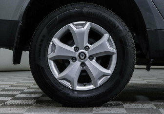 Подержанный автомобиль Renault Duster 2021 года (5 фото)