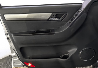 Подержанный автомобиль JAC T6 2019 года (19 фото)