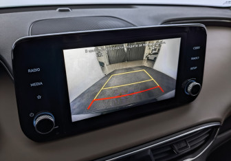 Подержанный автомобиль Hyundai Santa Fe 2022 года (28 фото)