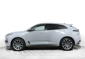 Подержанный автомобиль Changan UNI-K 2023 года (8 фото)