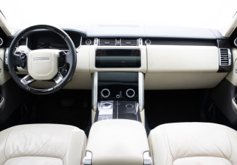 Подержанный автомобиль Land Rover Range Rover 2019 года (13 фото)