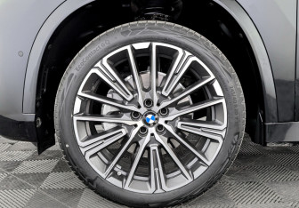 Новый BMW X1 2025 (7 фото)
