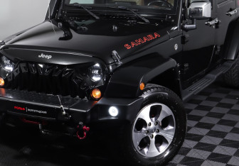 Подержанный автомобиль Jeep Wrangler 2016 года (23 фото)