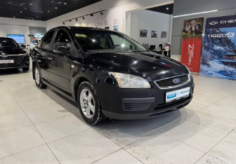Подержанный автомобиль Ford Focus Sedan 2007 года (3 фото)