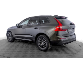 Подержанный автомобиль Volvo XC60 2020 года (7 фото)