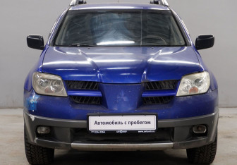 Подержанный автомобиль Mitsubishi Outlander 2007 года (2 фото)