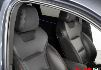 Подержанный автомобиль Geely Tugella 2022 года (17 фото)