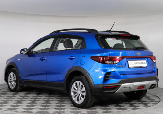 Подержанный автомобиль Kia Rio Hatchback 2020 года (7 фото)