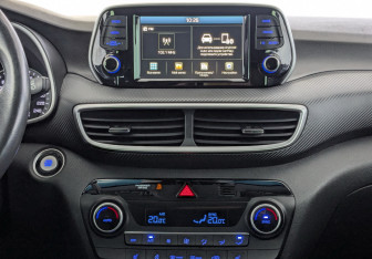 Подержанный автомобиль Hyundai Tucson 2019 года (15 фото)