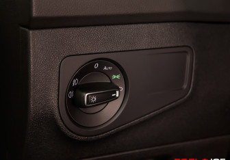 Подержанный автомобиль Volkswagen Tiguan 2018 года (21 фото)